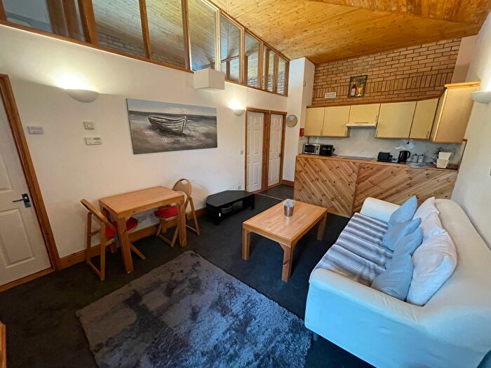 1 Bedroom Flat To Rent In Dukes Park, Woodbridge, IP12