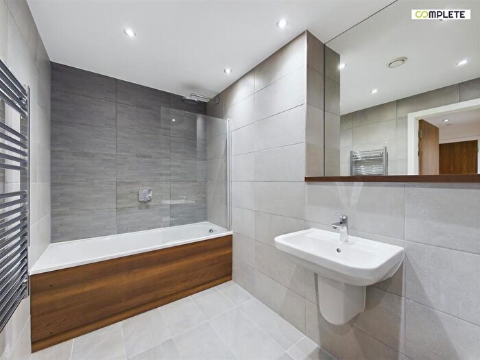 2 Bedroom Apartment For Sale In The Assembly, One Cambridge Street, M1