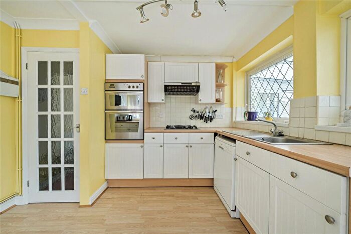 2 Bedroom Bungalow For Sale In Hope Road, West End, Southampton, Hampshire, SO30