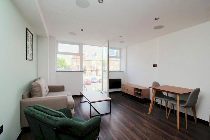 1 Bedroom Flat To Rent In Silvester Street, Hull, East Yorkhire, HU1