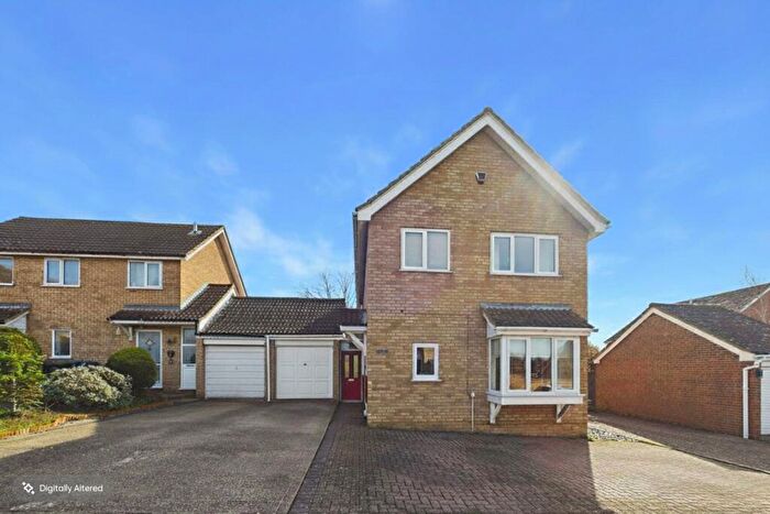 4 Bedroom Detached House For Sale In Otter Way, Eaton Socon, St. Neots, Cambridgeshire, PE19