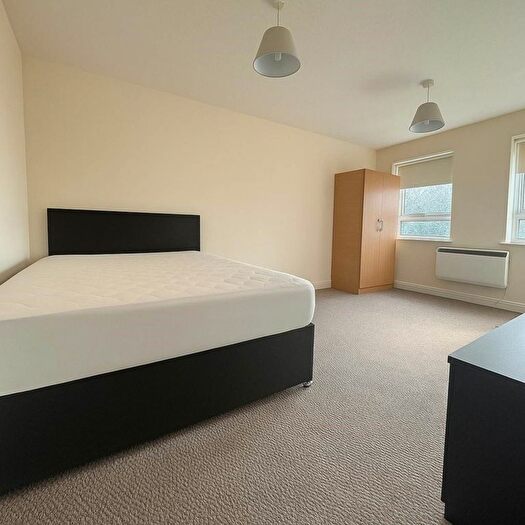 Studio To Rent In Marder Road, London, W13