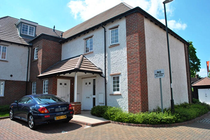 2 Bedroom Maisonette For Sale In Ascot Drive, Letchworth Garden City, SG6
