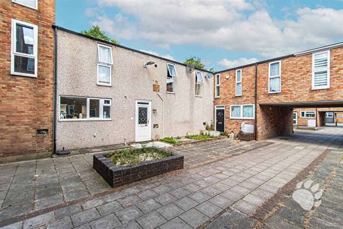 3 Bedroom Terraced House For Sale In Sorrel Court, Laindon, SS15