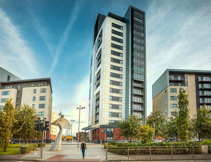 2 Bedroom Flat To Rent In Meadowside Quay Square, Glasgow, G11