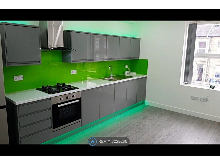 1 Bedroom Flat To Rent In Norman Road, Huddersfield, HD2