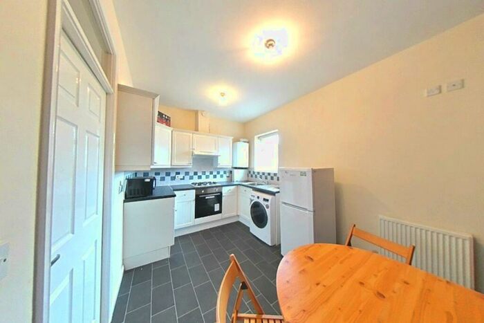 2 Bedroom Flat To Rent In Havelock Street, Loughborougjh - Inc Bills Option, LE11