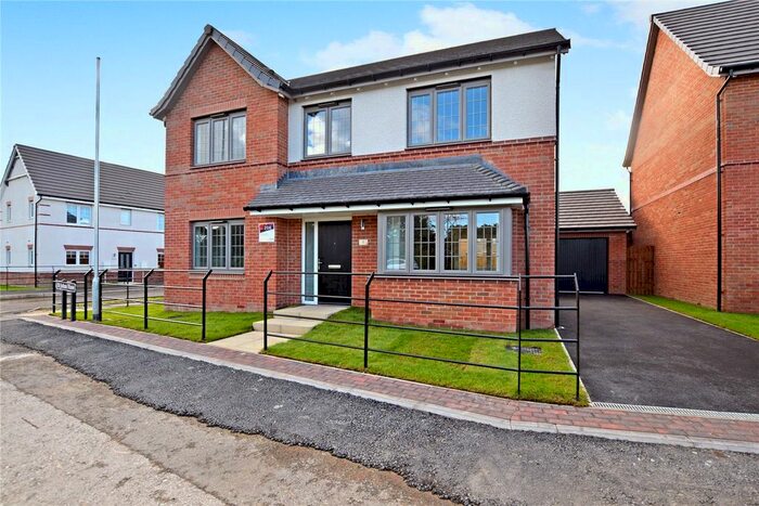 4 Bedroom Detached House To Rent In St. Johns View, Wakefield, WF1