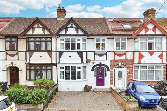 3 Bedroom Terraced House For Sale In Ilfracombe Gardens, Chadwell Heath, Essex, RM6