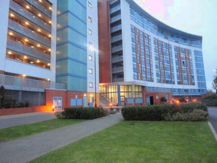 2 Bedroom Apartment To Rent In Roundwood Court, Meath Crescent, London, E2