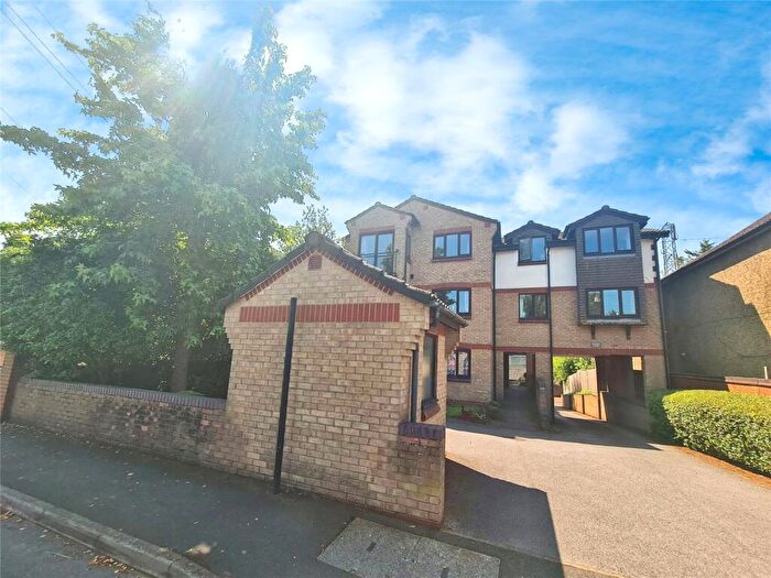 2 Bedroom Flat To Rent In Millbrook Road East, Southampton, Hampshire, SO15