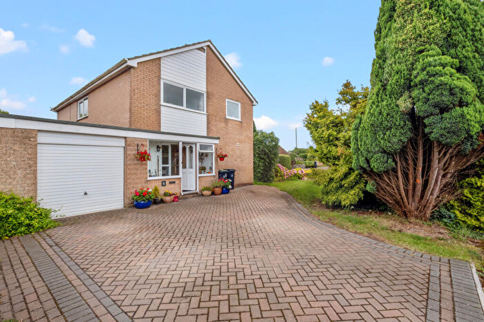 4 Bedroom Link Detached House For Sale In Milborne St Andrew, Dorset, DT11