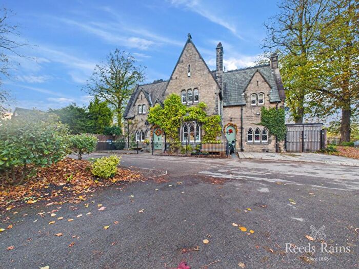 4 Bedroom Detached House For Sale In South Church Road, Bishop Auckland, Durham, DL14