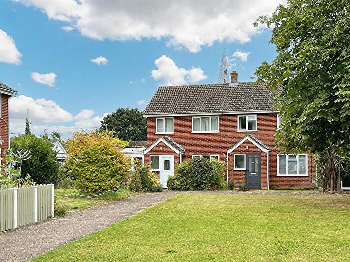 3 Bedroom Semi-Detached House For Sale In Rectory Lane, Great Ellingham, Attleborough, NR17