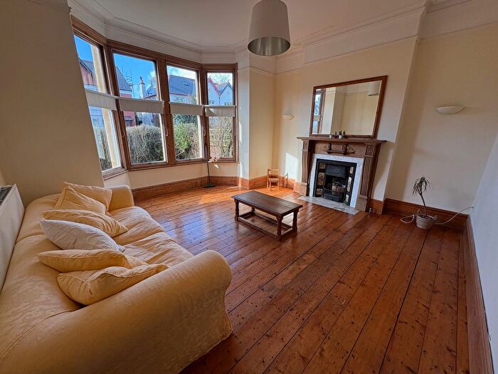 2 Bedroom Flat To Rent In Palace Road, Llandaff, Cardiff, CF5