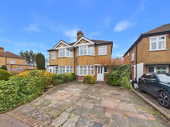 3 Bedroom Semi Detached House For Sale In Mount Park Road, Pinner, HA5