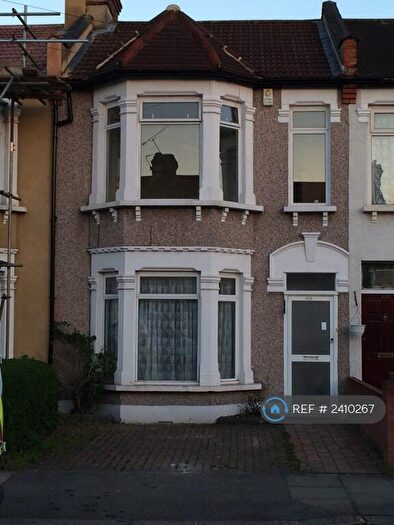 5 Bedroom Terraced House To Rent In Kingston Road, Ilford, IG1