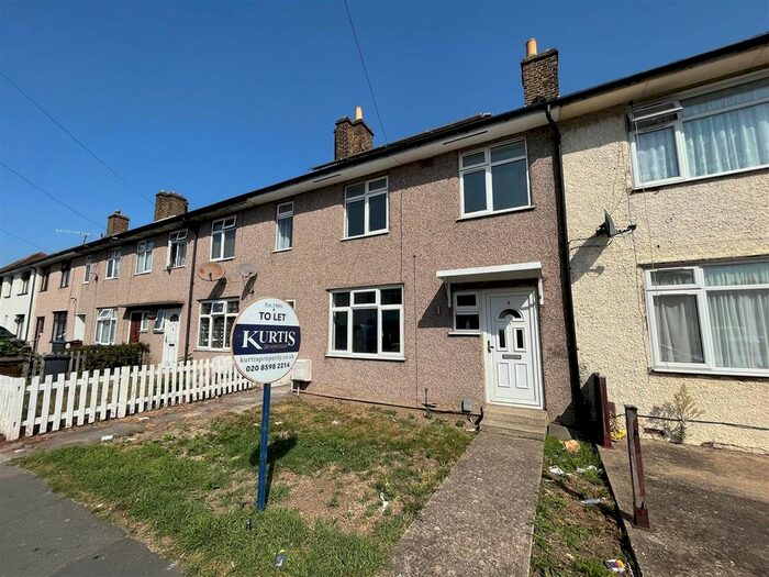 3 Bedroom Property To Rent In Mayesbrook Road, Dagenham, RM8