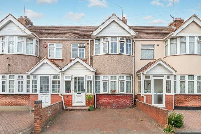3 Bedroom Terraced House For Sale In Seaton Road, Wembley, HA0
