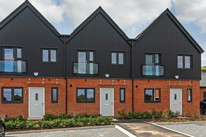 2 Bedroom Terraced House To Rent In Centinal Road, Winchester, SO22