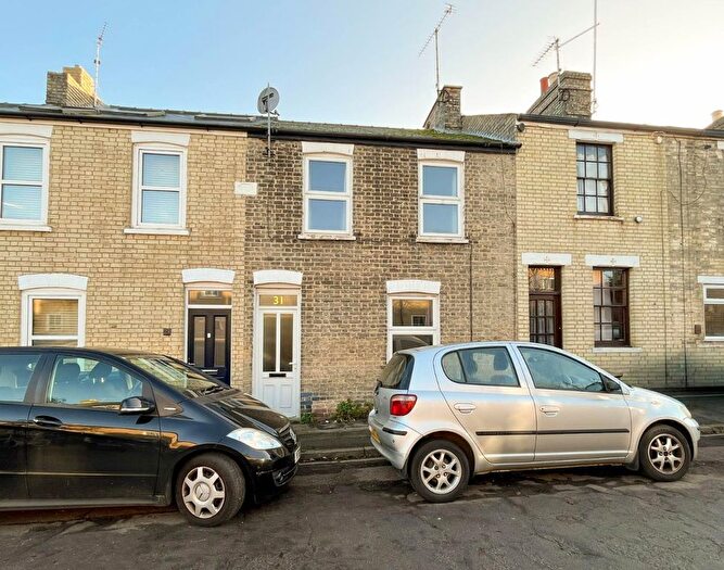 2 Bedroom Terraced House For Sale In Malta Road, Cambridge, CB1