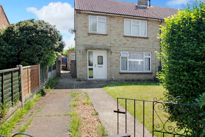 3 Bedroom Semi-Detached House To Rent In Great Cornard, Sudbury, Suffolk, CO10