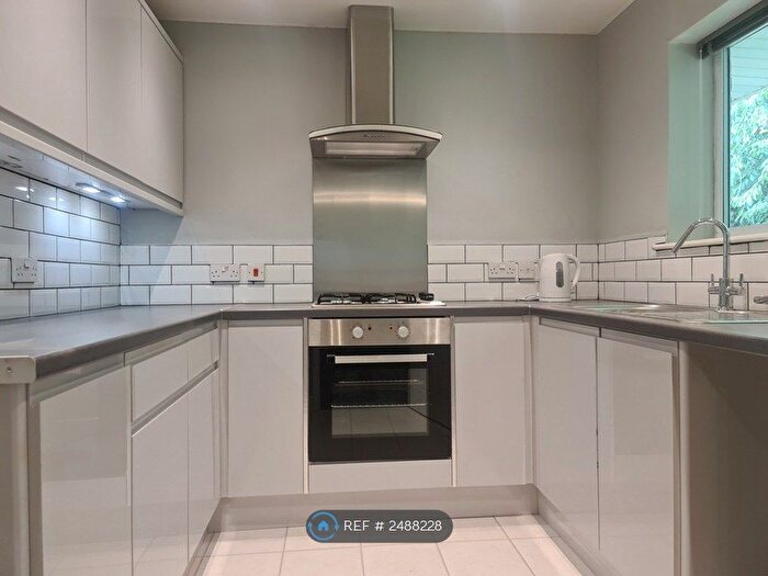 2 Bedroom Flat To Rent In Locking Stumps, Warrington, WA3