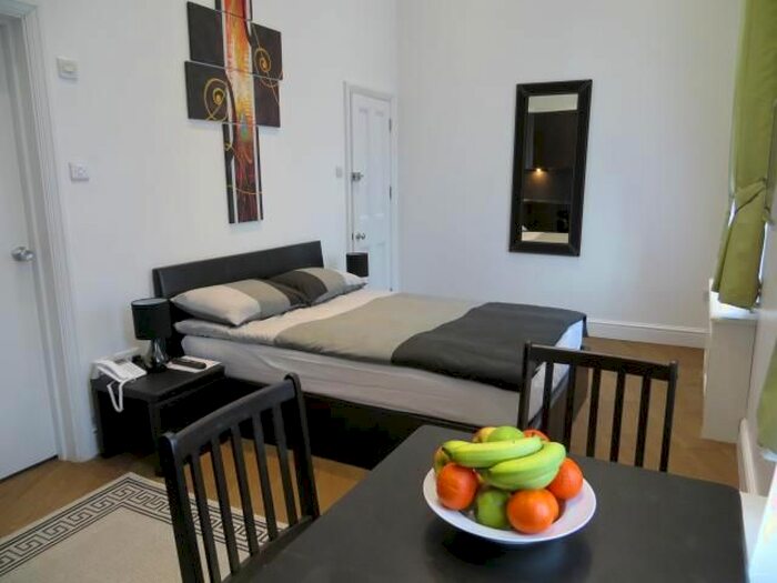 Studio To Rent In Fulham Palace Road, Hammersmith, London, W6