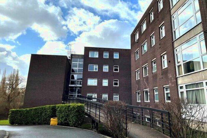 1 Bedroom Flat To Rent In Beech House, Manchester, M20