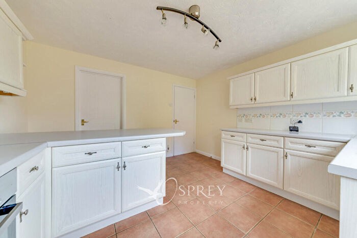 4 Bedroom Detached House For Sale In Sutton Road, Oundle, PE8