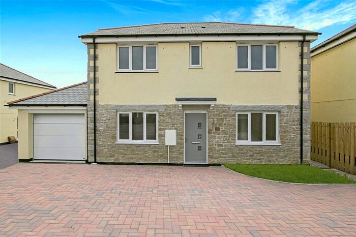 4 Bedroom Detached House For Sale In Trevonnen Close, Ashton, Helston, Cornwall, TR13