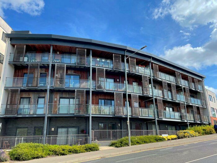 2 Bedroom Flat To Rent In North Station, CO4