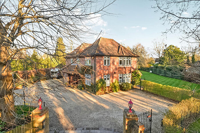 5 Bedroom House For Sale In Cokes Lane, Chalfont St. Giles, HP8