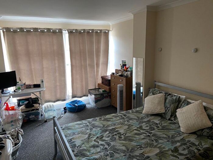 1 Bedroom Flat To Rent In Shenley Road, Borehamwood, WD6