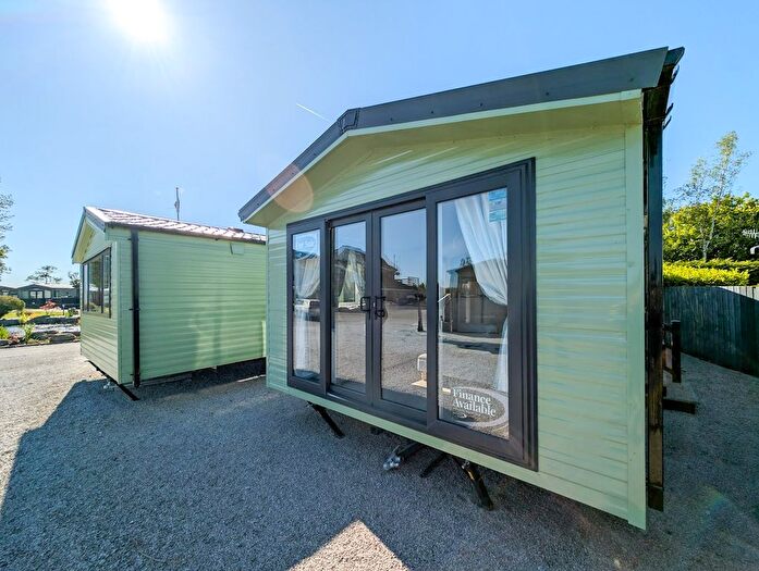 2 Bedroom Property For Sale In Lakesway Holiday Park, Sampool Ln, Levens, Kendal, LA8
