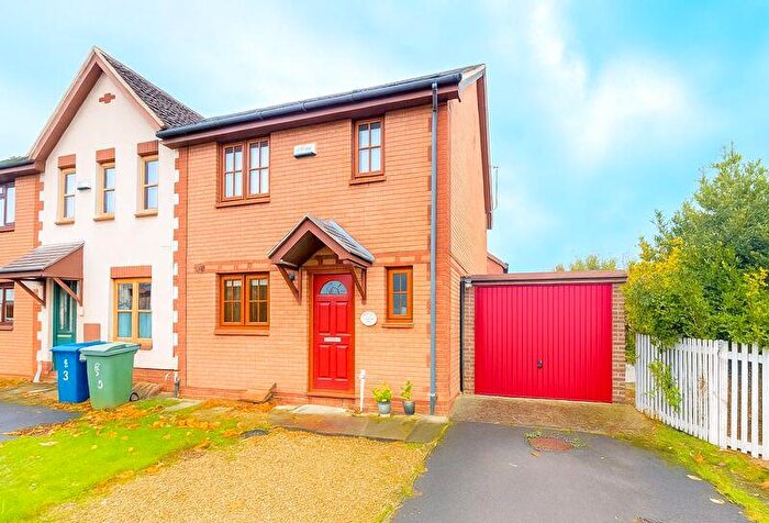 3 Bedroom End Of Terrace House For Sale In Frys Hill, Oxford, OX4