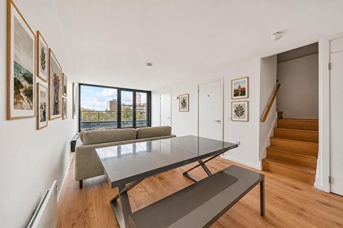2 Bedroom Flat To Rent In Astra House, Arklow Road, SE14