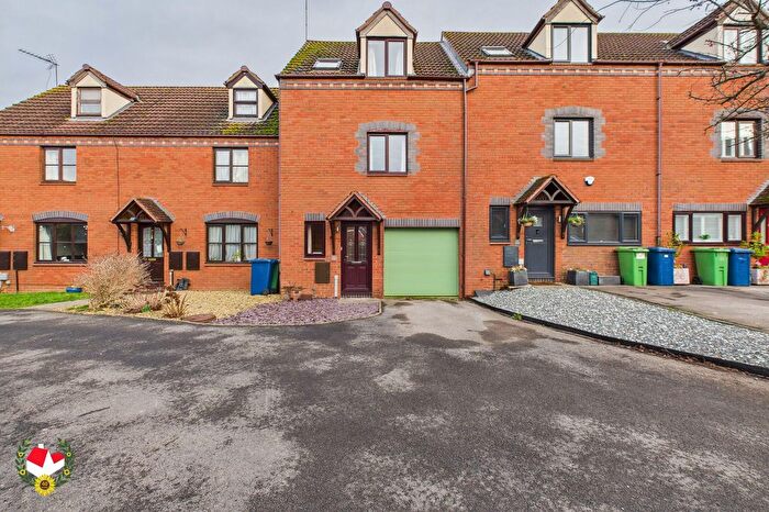 3 Bedroom Terraced House For Sale In Mowbray Avenue, Tewkesbury, GL20