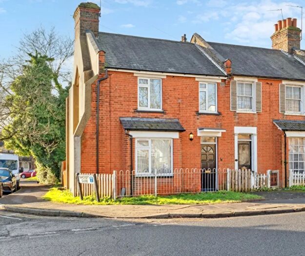 1 Bedroom Maisonette To Rent In Rickmansworth Road, HA5