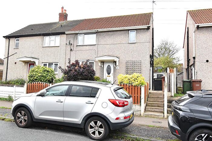 3 Bedroom Property For Sale In Church Drive, South Kirkby, WF9