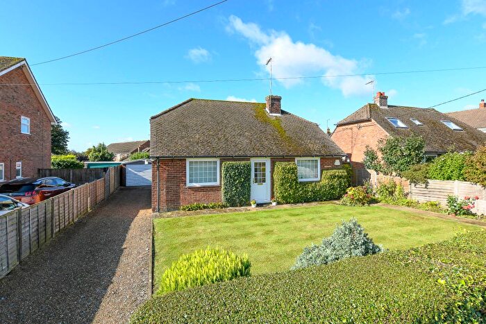 2 Bedroom Detached Bungalow For Sale In Pett Lane, Charing, TN27