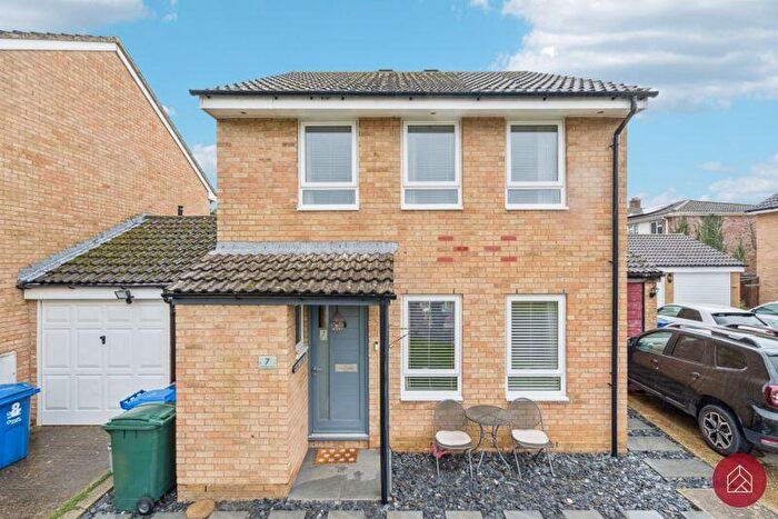 3 Bedroom Detached House For Sale In Broad Close, Kidlington, OX5