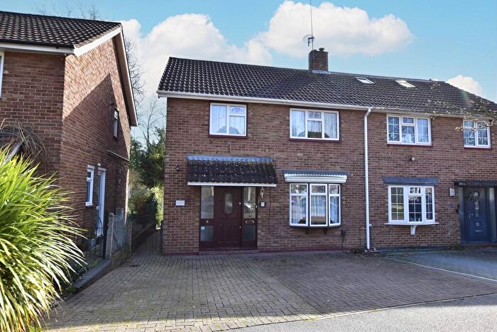 3 Bedroom Semi Detached House For Sale In Claremont, Bricket Wood, AL2