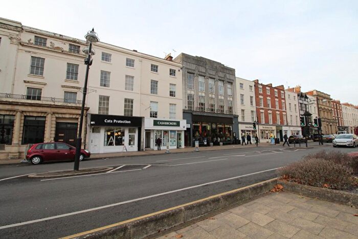 9 Bedroom Flat To Rent In A, Parade, Leamington Spa, CV32