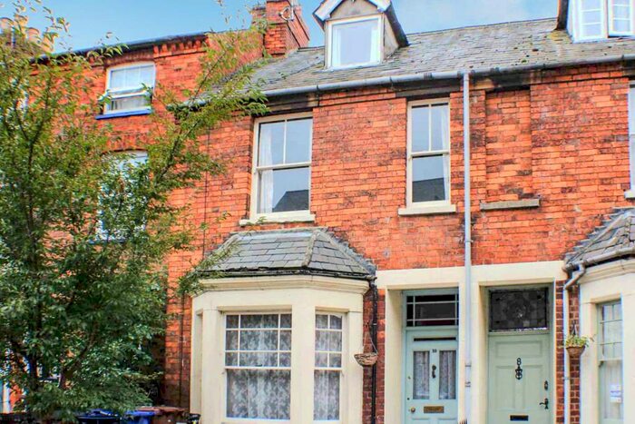 2 Bedroom Town House To Rent In Causeway, Banbury, OX16