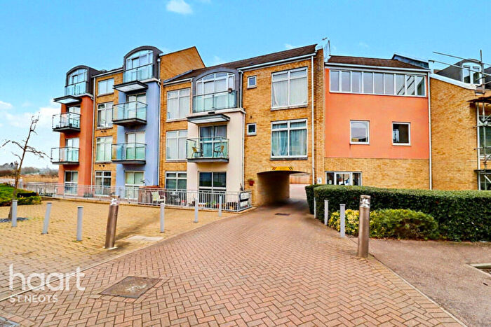 2 Bedroom Apartment For Sale In Shepherd Drive, Eynesbury, PE19