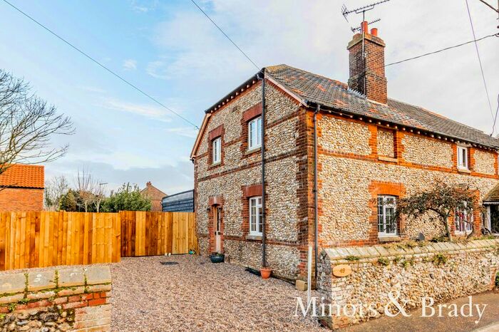 4 Bedroom Semi-Detached House For Sale In High Street, Tittleshall, King's Lynn, PE32