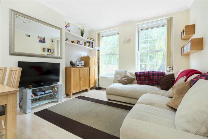 3 Bedroom Property To Rent In Union Grove, South Lambeth, London, SW8