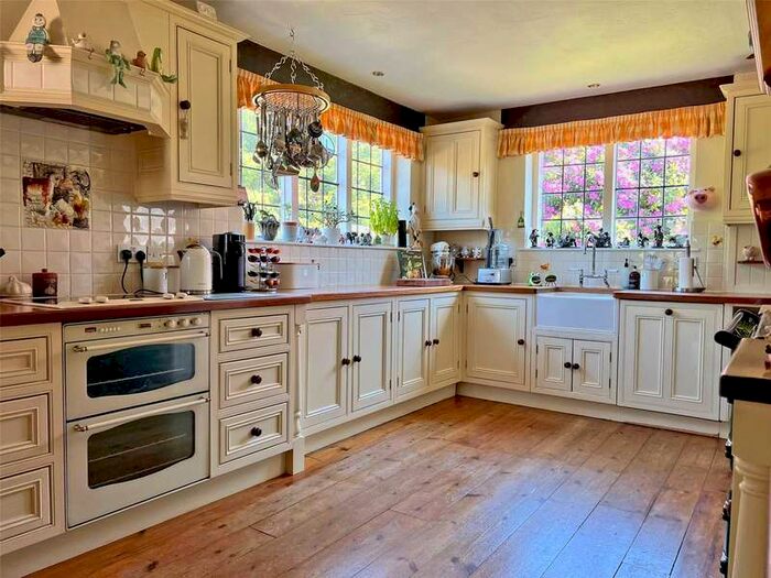 6 Bedroom Detached House For Sale In Danestream, 24 Kivernell Road, Milford On Sea, Lymington, SO41