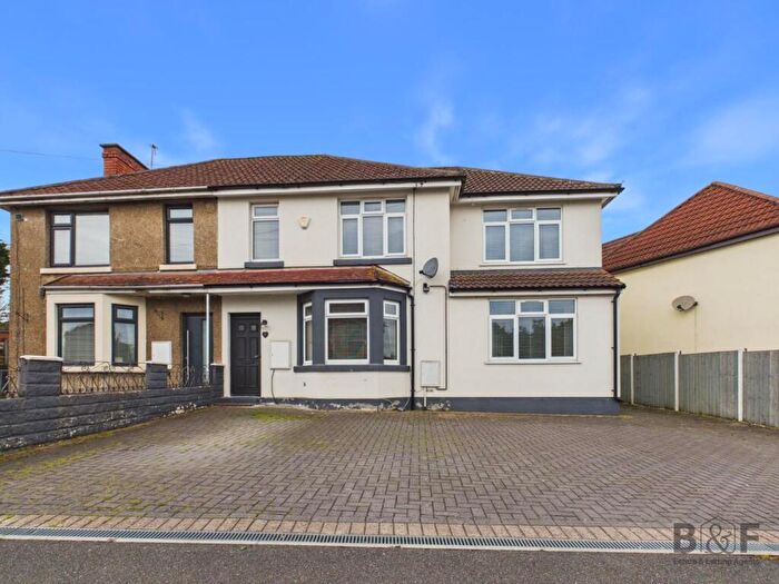 4 Bedroom Semi-Detached House For Sale In Hill View, Soundwell, BS16